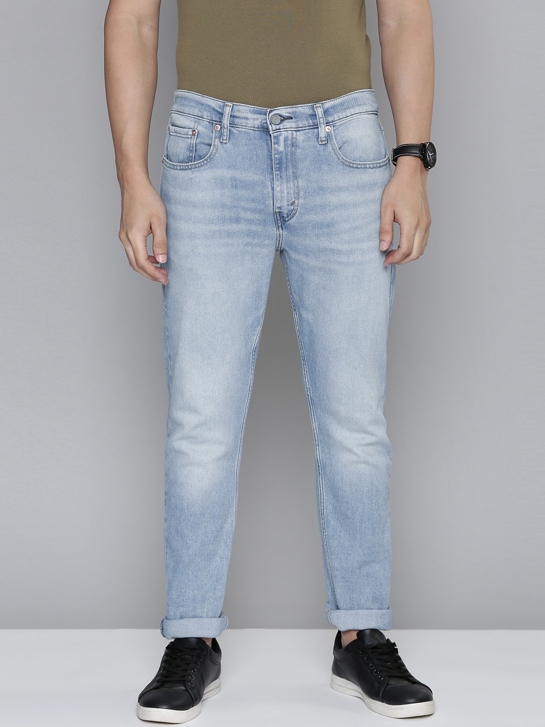 

Levis Men Blue 512 Slim Tapered Fit Mid Rise Light Fade Stretchable Jeans