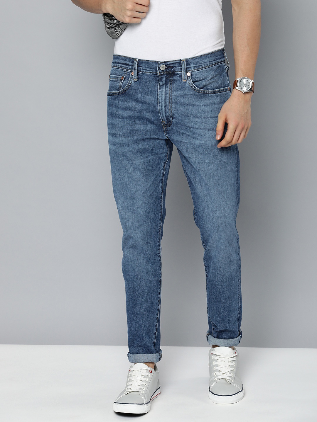 

Levis Men Blue 512 Slim Tapered Fit Light Fade Stretchable Jeans