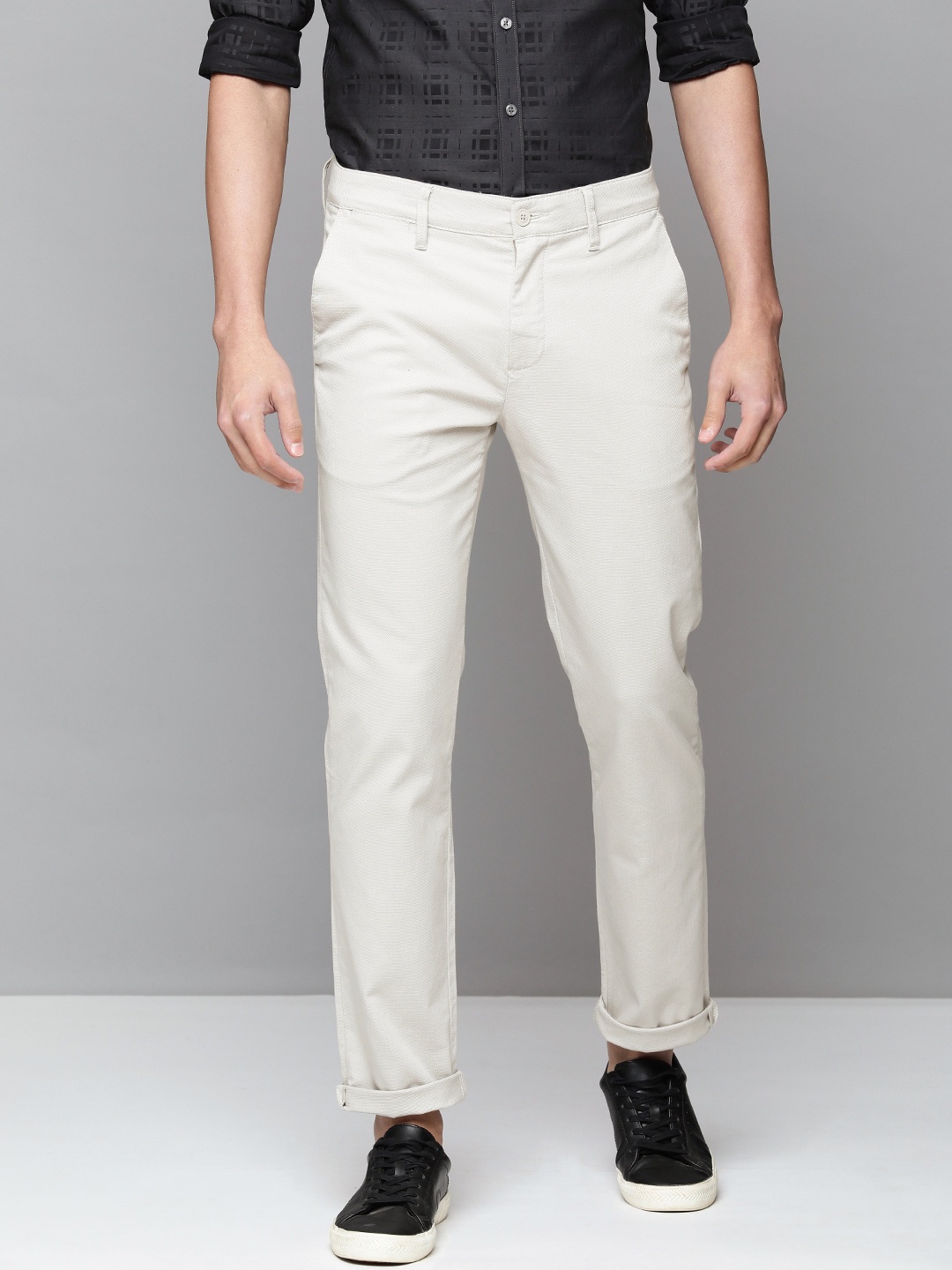 

Levis Men Grey 511 Slim Fit Chinos