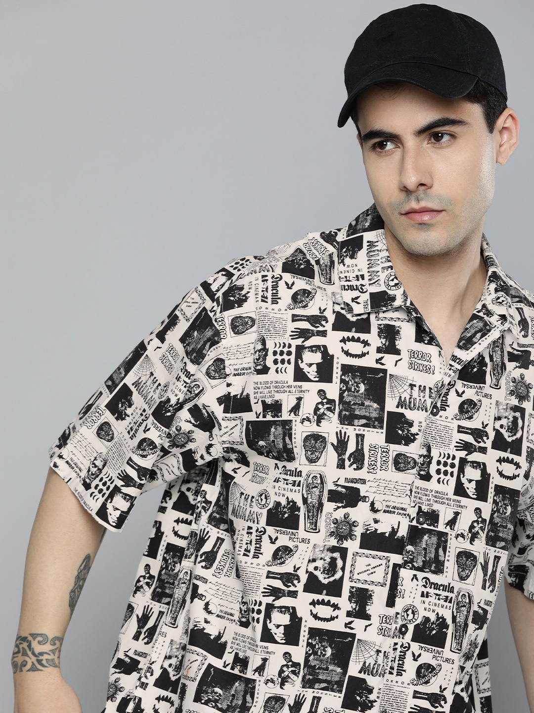 

Levis Men Typography Printed Pure Cotton Casual Shirt, White