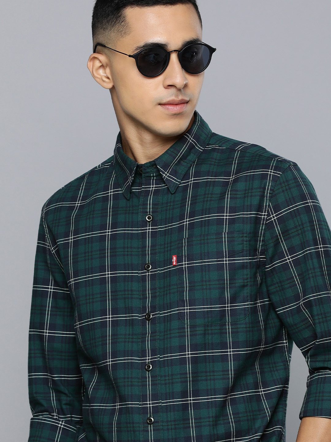 

Levis Men Teal Green And Blue Slim Fit Windowpane Checked Casual Shirt