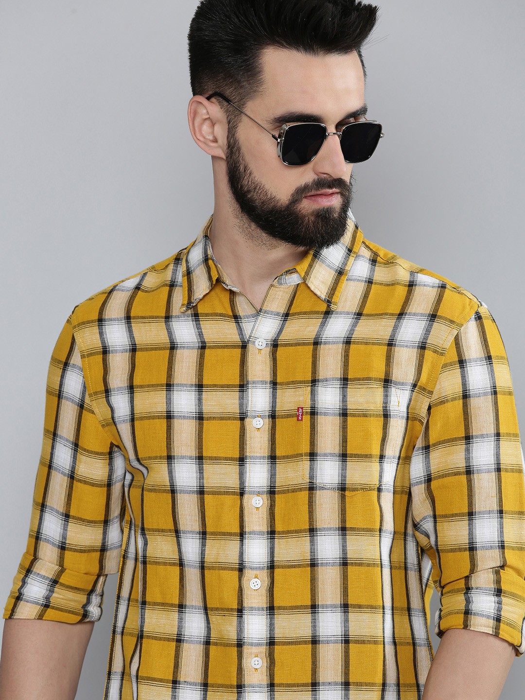 

Levis Men Yellow & White Slim Fit Tartan Checked Linen Cotton Casual Shirt