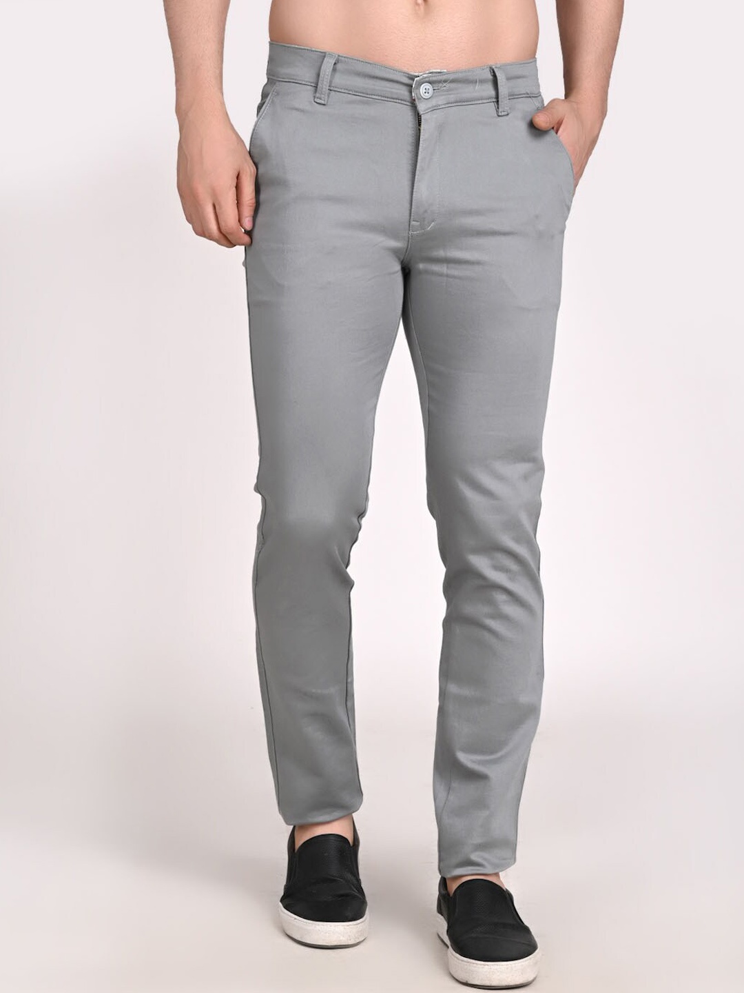 

TAHVO Men Grey Comfort Chinos Trousers