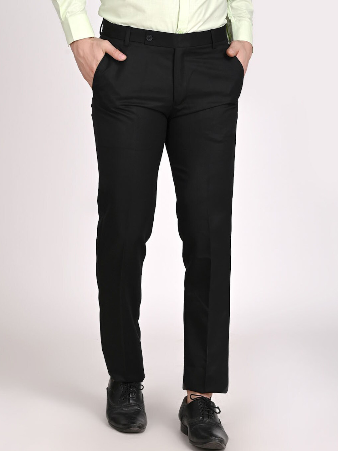 

TAHVO Men Black Comfort Formal Trousers