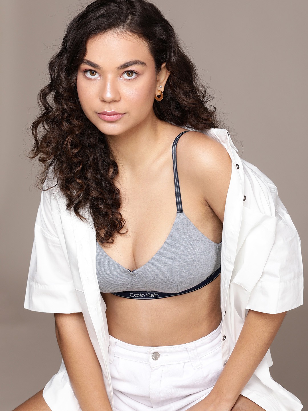 

Calvin Klein Underwear Blue Solid Lined Bralette QF643965N