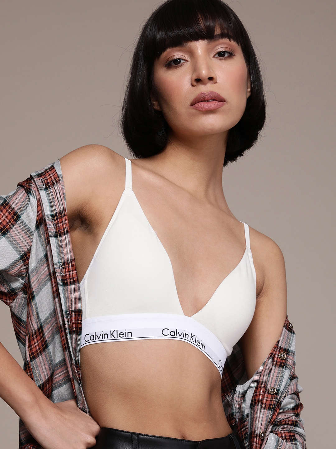 

Calvin Klein Underwear Modern Cotton Collection Women White Typography Print Casual Padded Bra