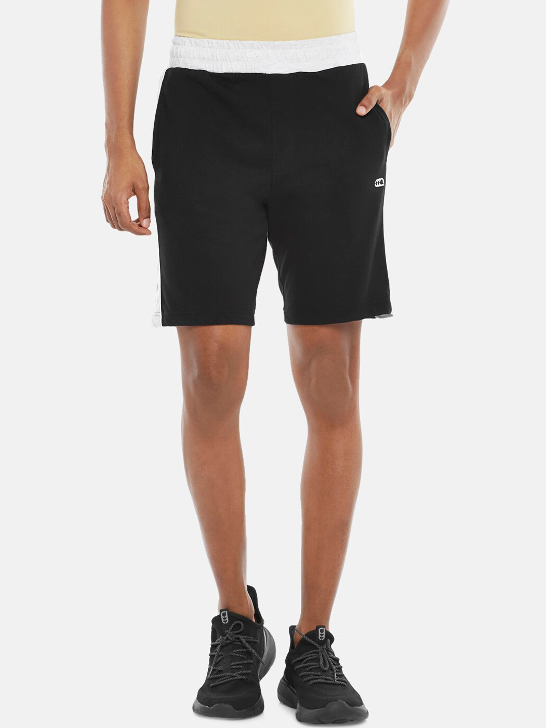 

Ajile by Pantaloons Men Black Slim Fit Sports Shorts
