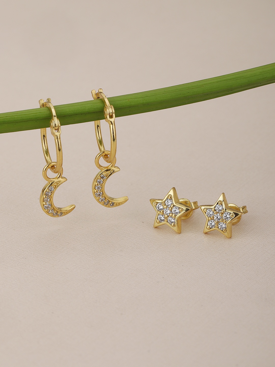 

Carlton London Set of 2 Gold-Plated & White Star Shaped Earrings