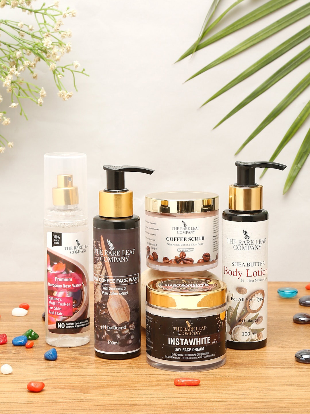 

THE RARE LEAF COMPANY Set of 5 Face & Body Brightening Skincare Pack, Multi