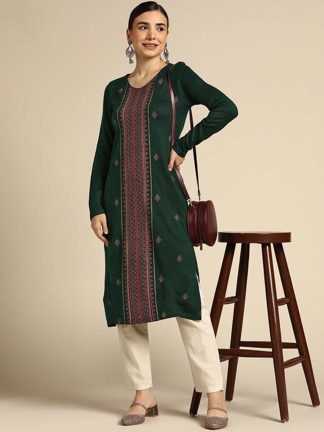 

Anouk Women Green Ethnic Motifs Knitted Acrylic Winter Kurta