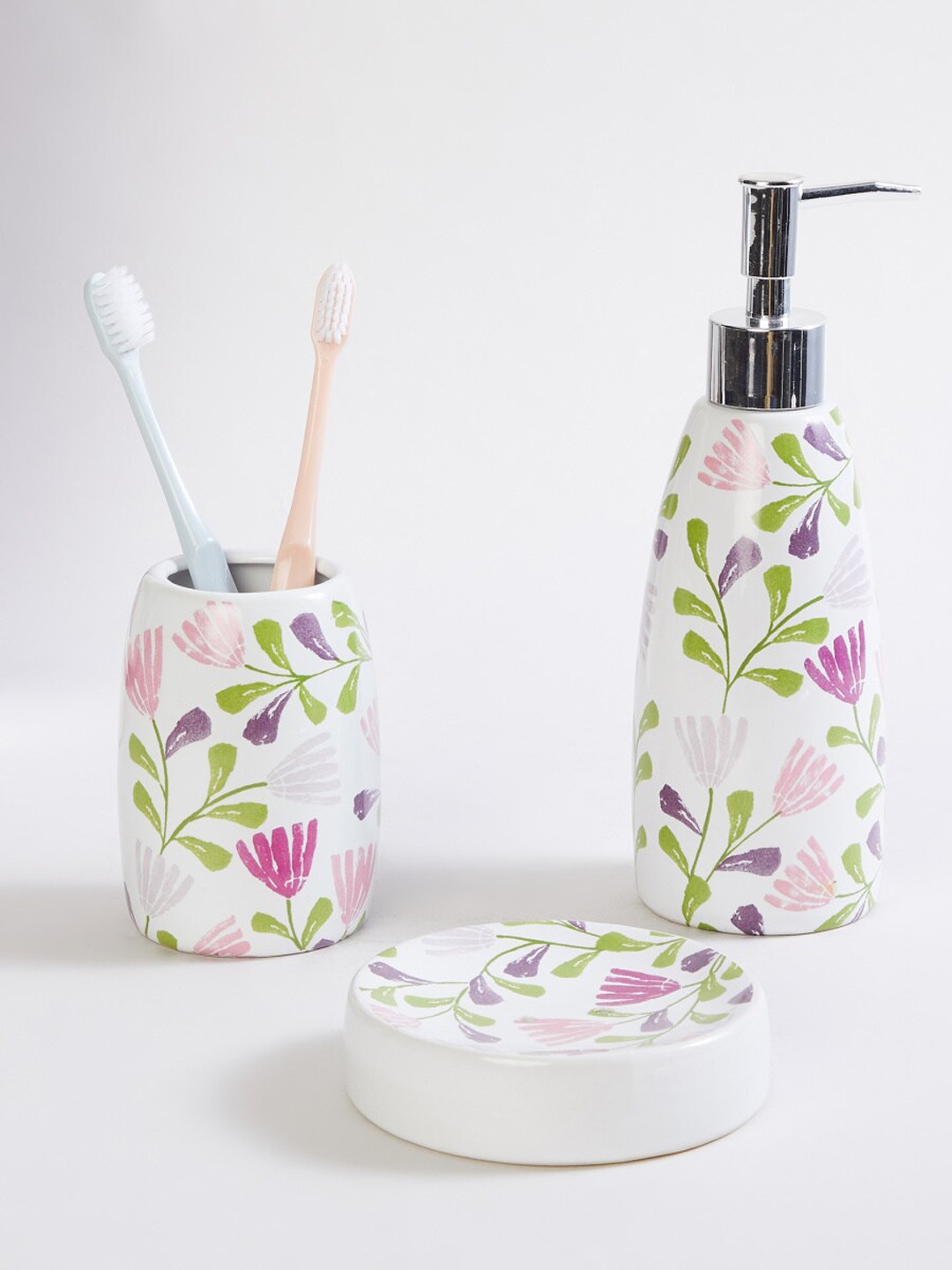 

Home Centre Mekong Gioella Set Of 3 White & Green Printed Ceramic Bathroom Set