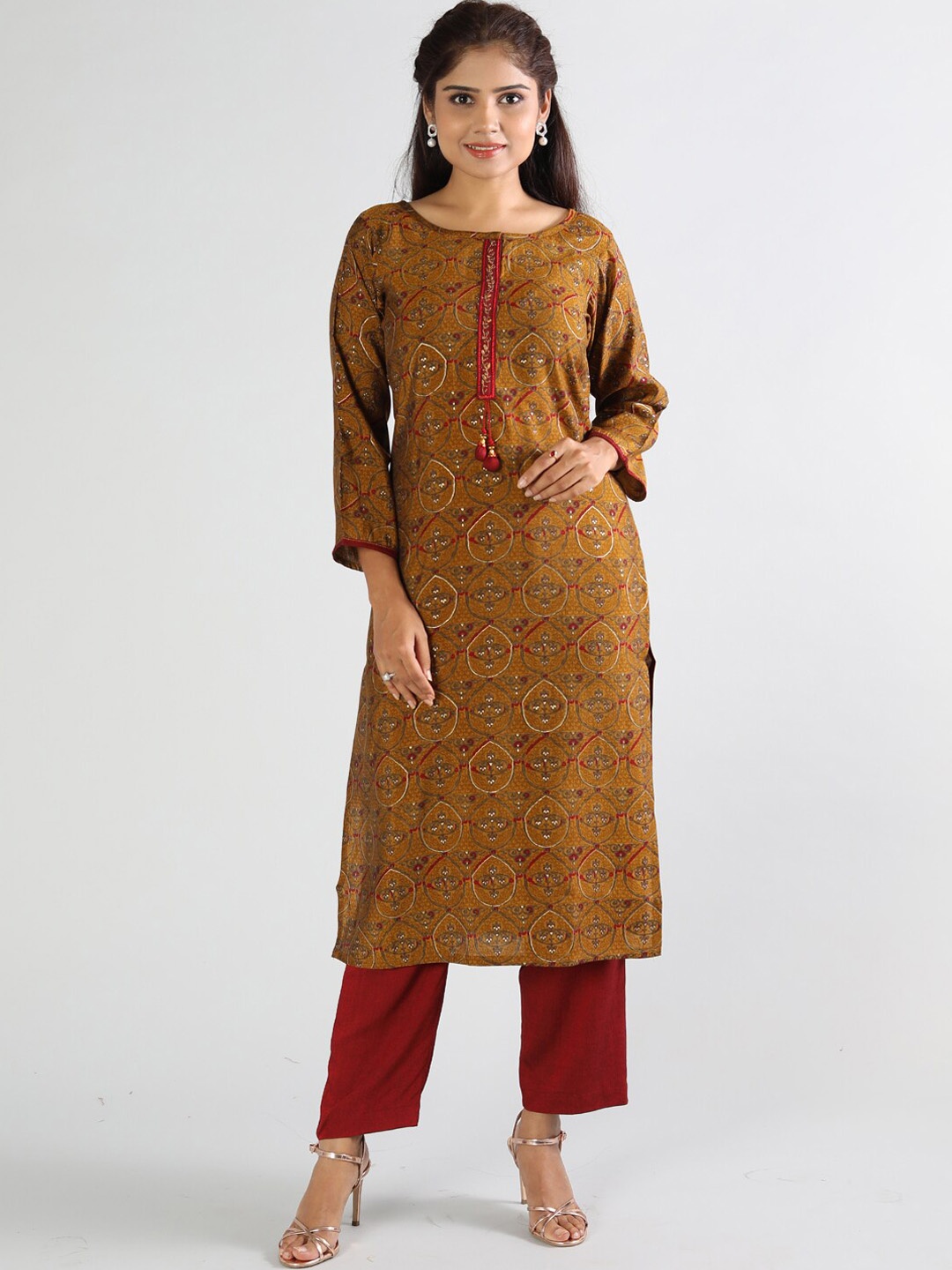 

taruni Women Mustard Yellow & Maroon Ethnic Motifs Printed Kurti with Trousers