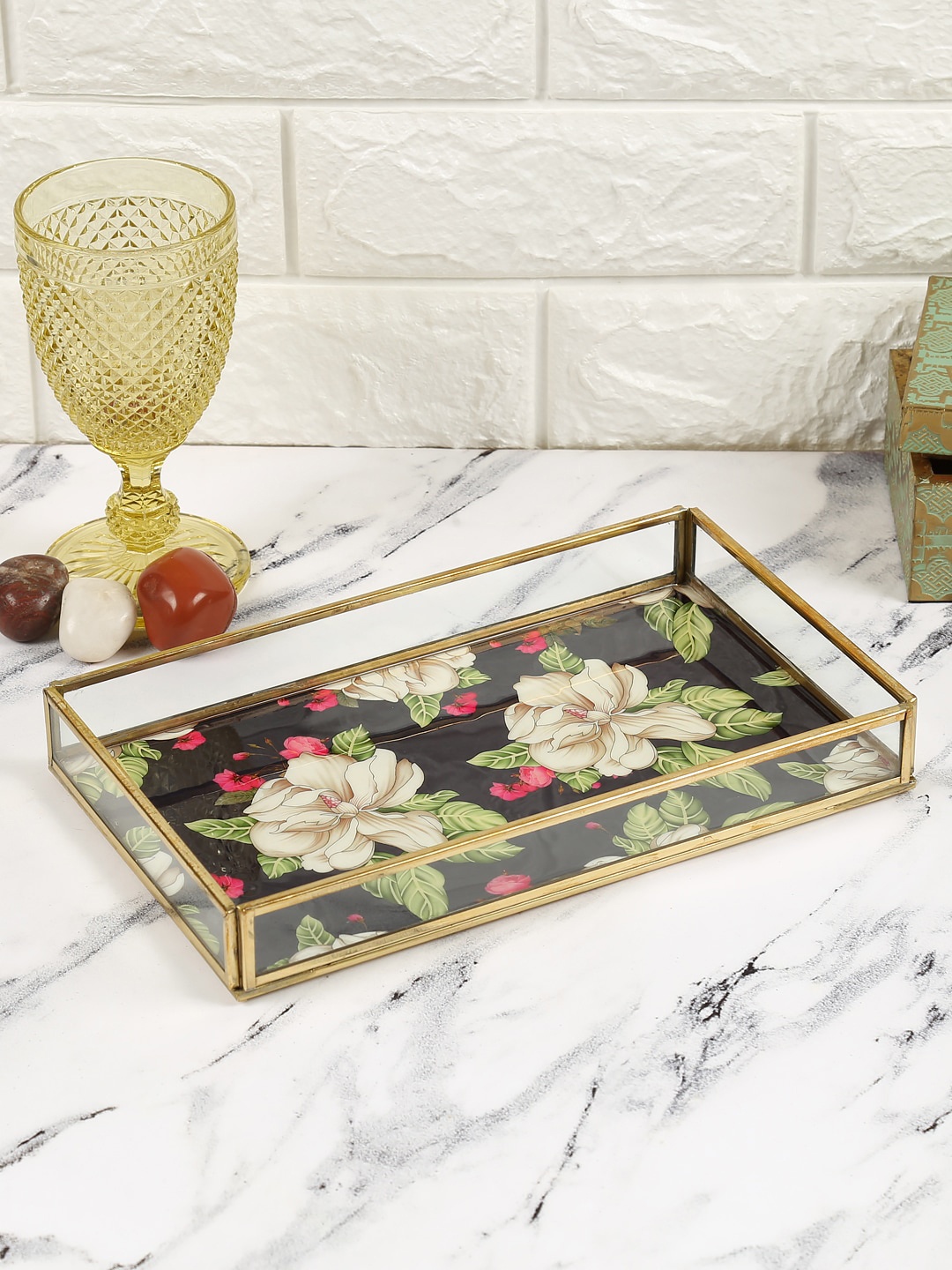 

India Circus by Krsnaa Mehta White & Green Rose Allure Rectangle Tray, Black