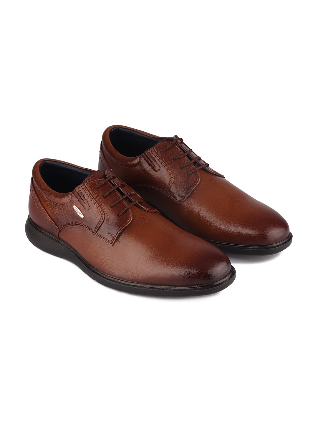 

Red Chief Men Tan Brown Textured Oxfords Formal Shoes