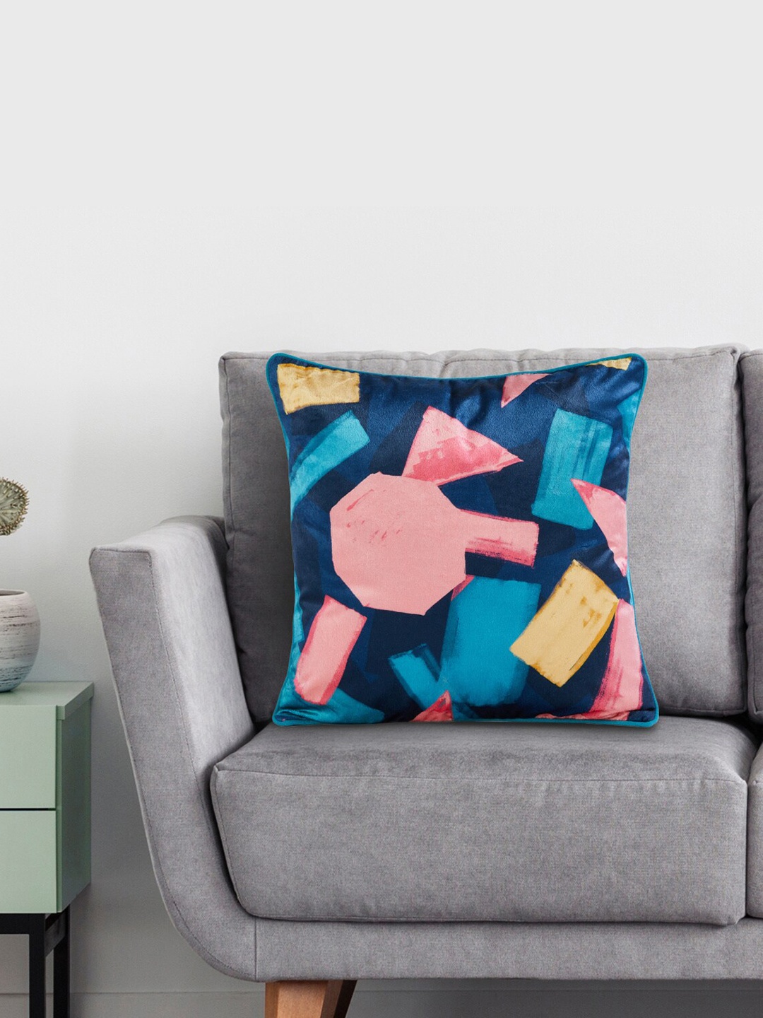 

Home Centre Blue & Pink Abstract Square Cushion Covers