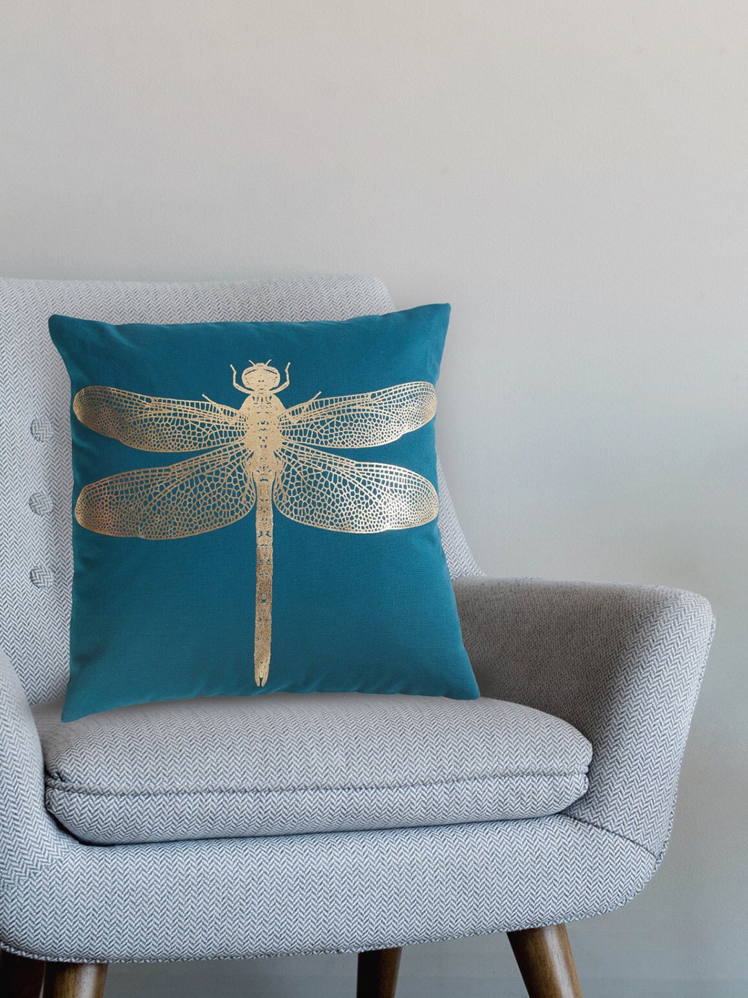 

Home Centre Teal & Gold-Toned Abstract Square Cushion Covers