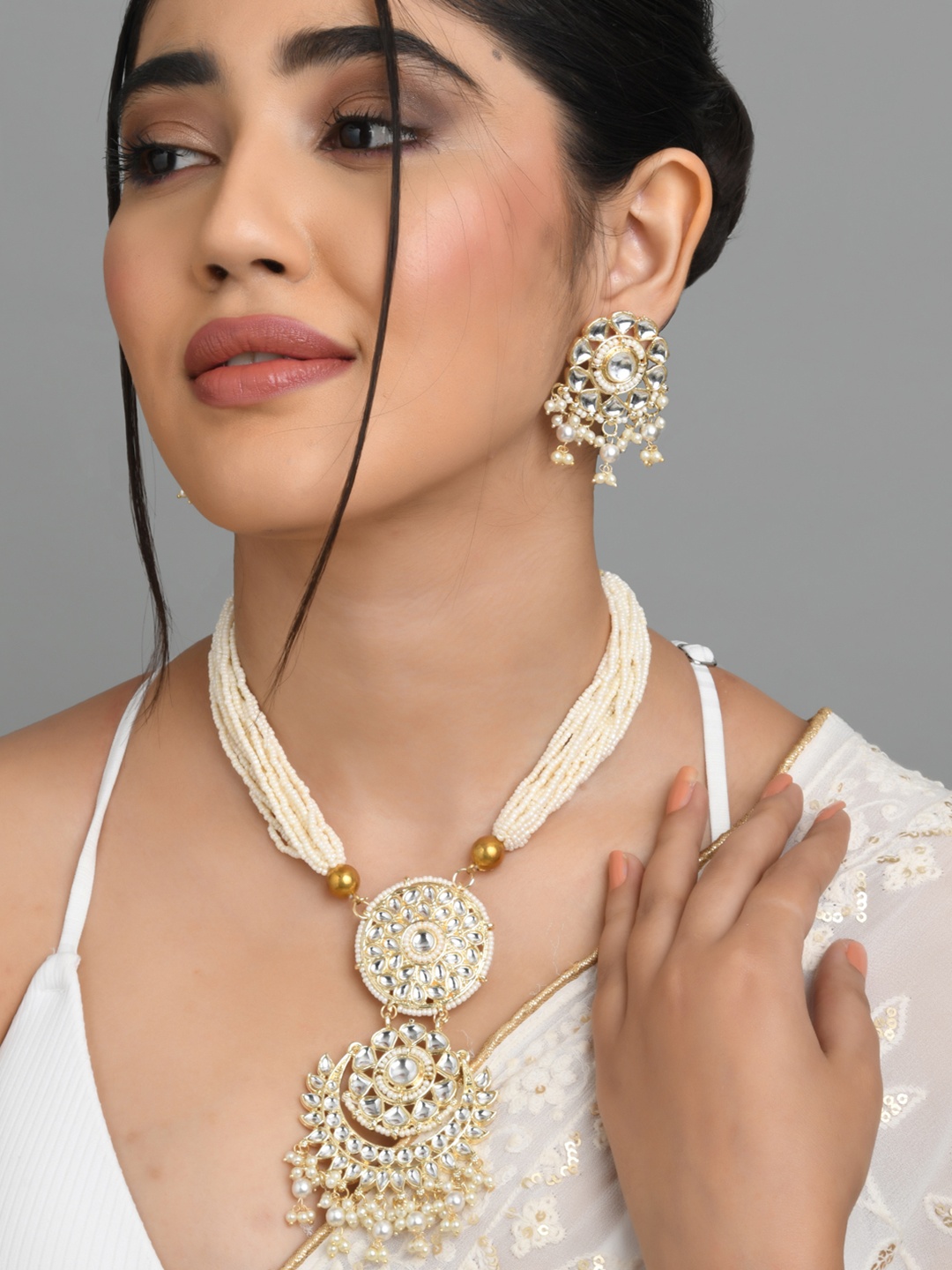 

Fida White & Gold Plated Beaded Layered Jewellery Set