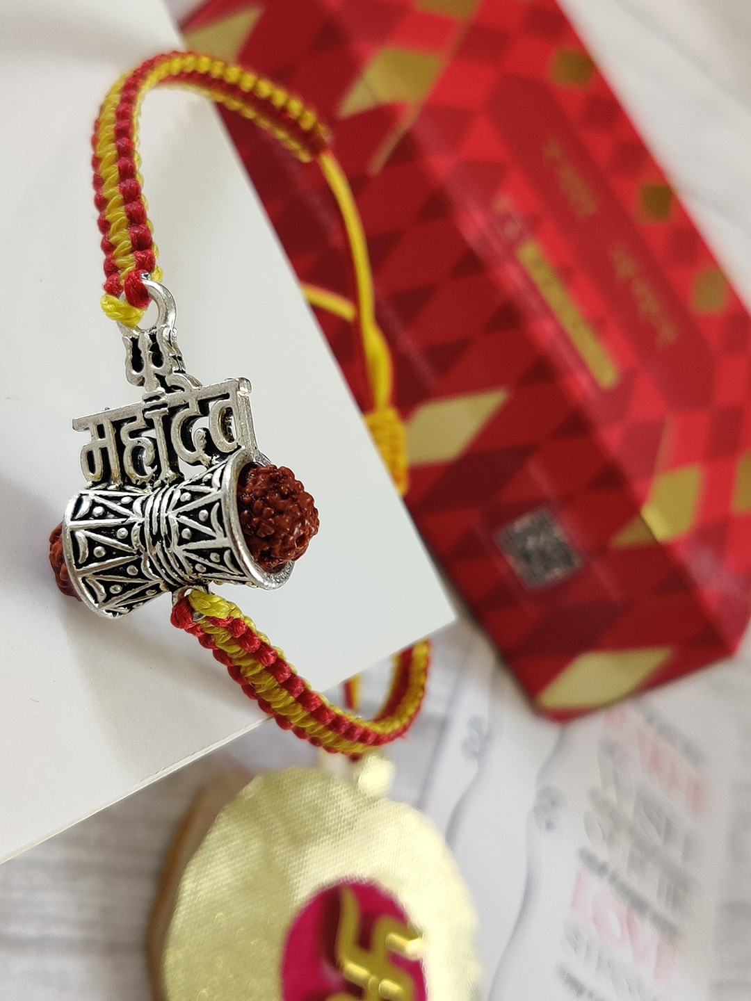 

EL REGALO Men Silver-Toned Mahadev Rakhi