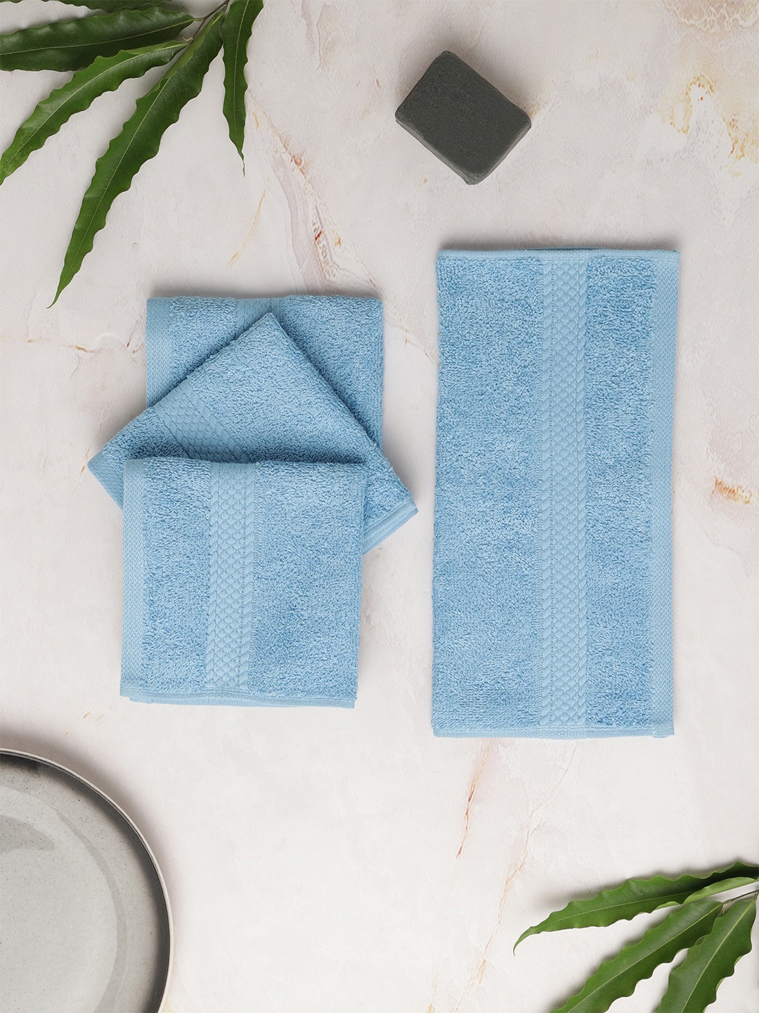 

SPACES Set Of 4 Blue Solid 480 GSM Cotton Face Towels