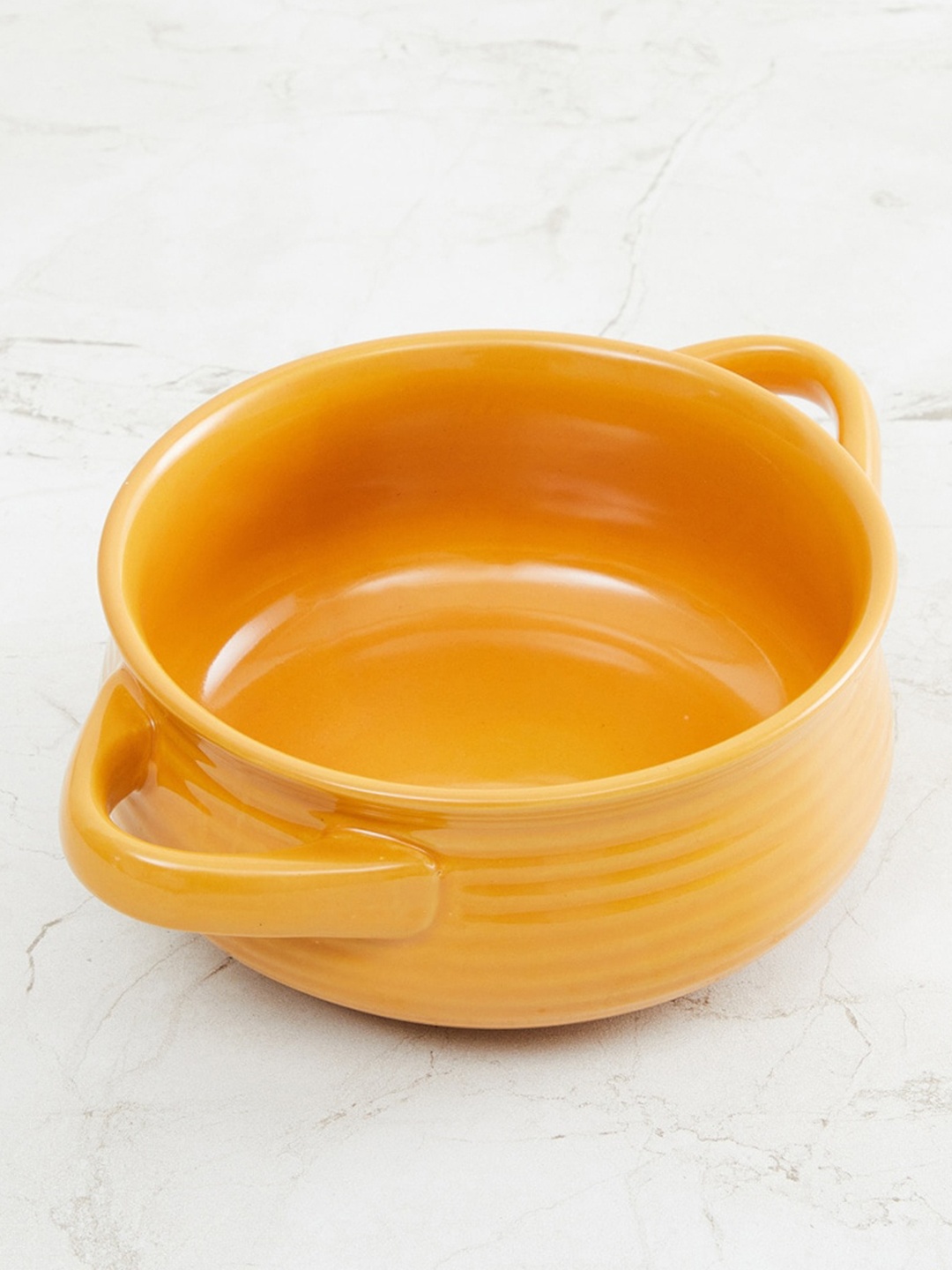 

Home Centre Yellow Stoneware Serving Handi 1.1L