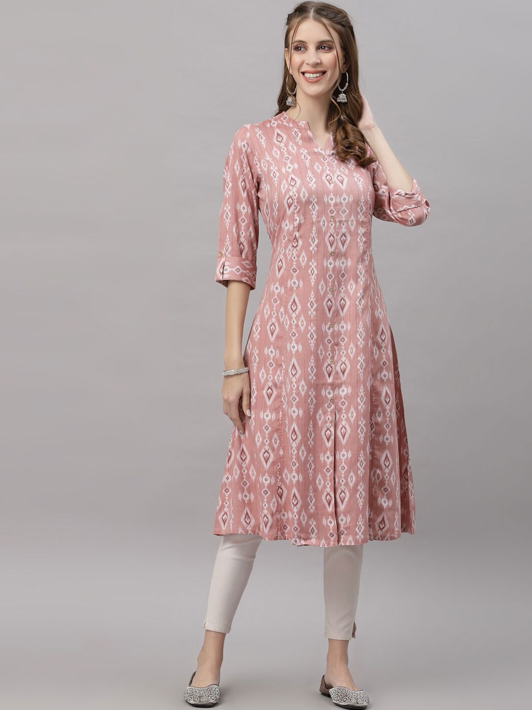 

Ragavi Women Pink & White Ethnic Motifs Printed Kurta