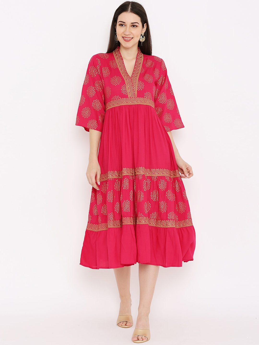 

Peppertree Pink & Gold-Toned Floral Printed Ethnic Dress