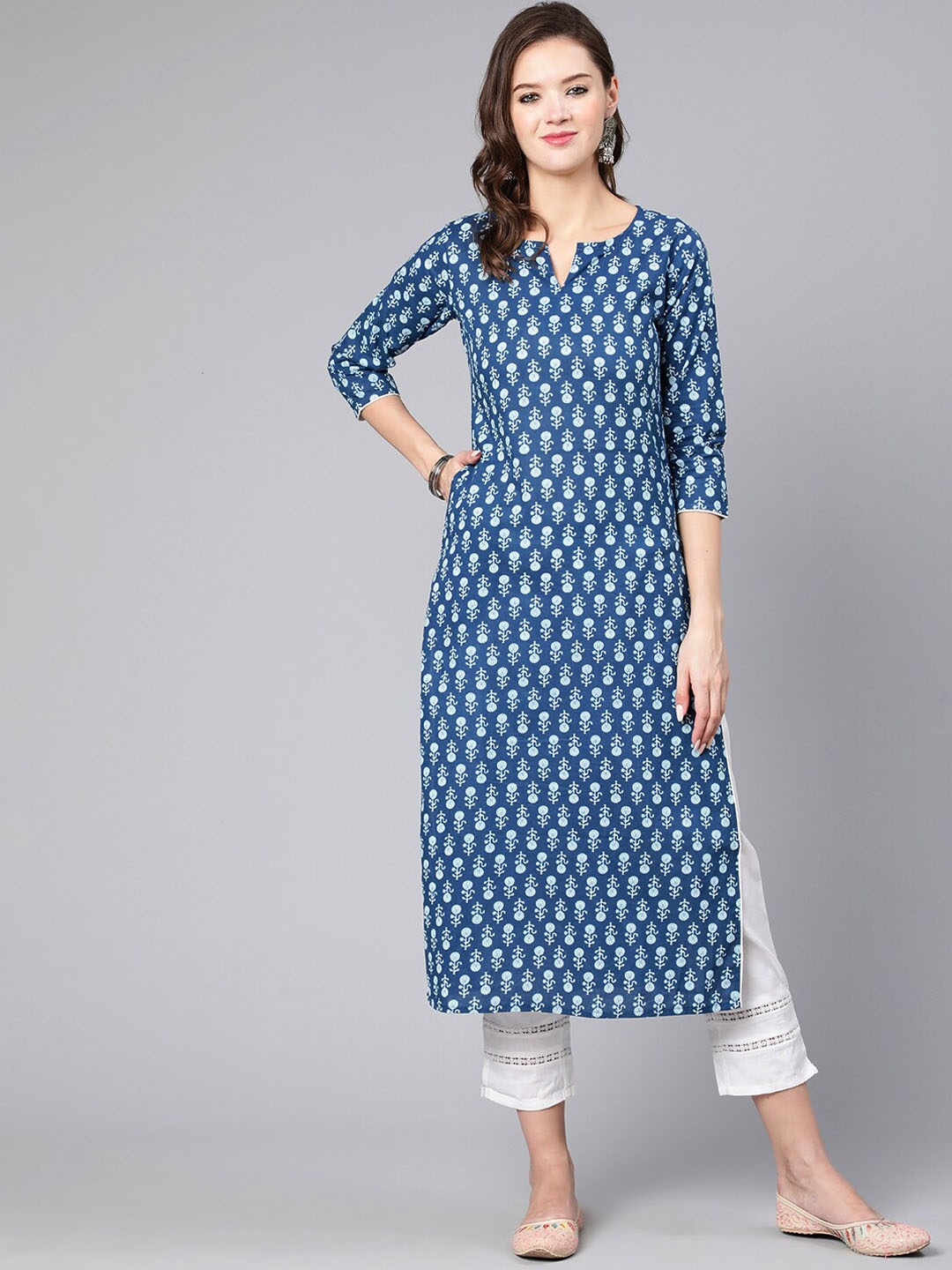 

Nayo Women Blue Ethnic Motif Printed Kurta