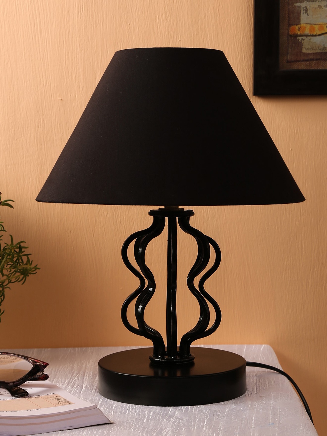 

Devansh Black Table Lamp