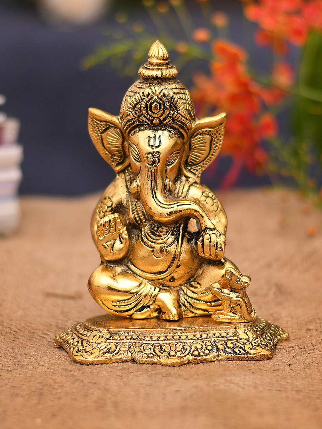 

Fashion Bizz Gold-Toned Ganesha Idol Showpieces