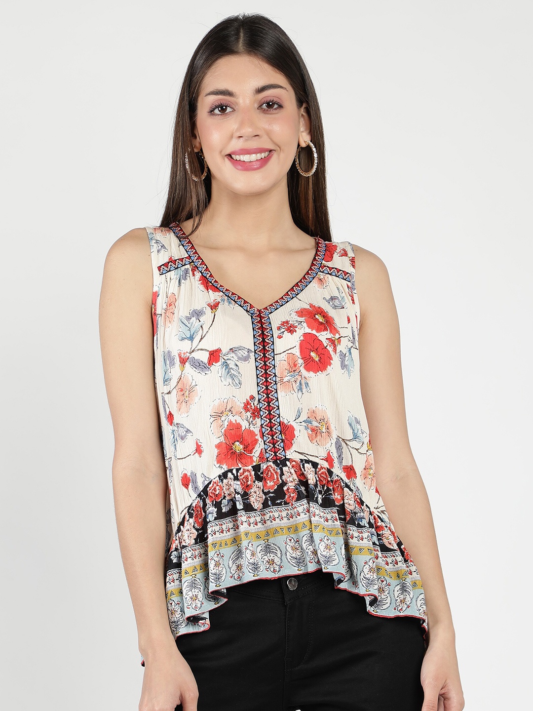 

DEBONATELLA White Print Ruffles Crepe Top