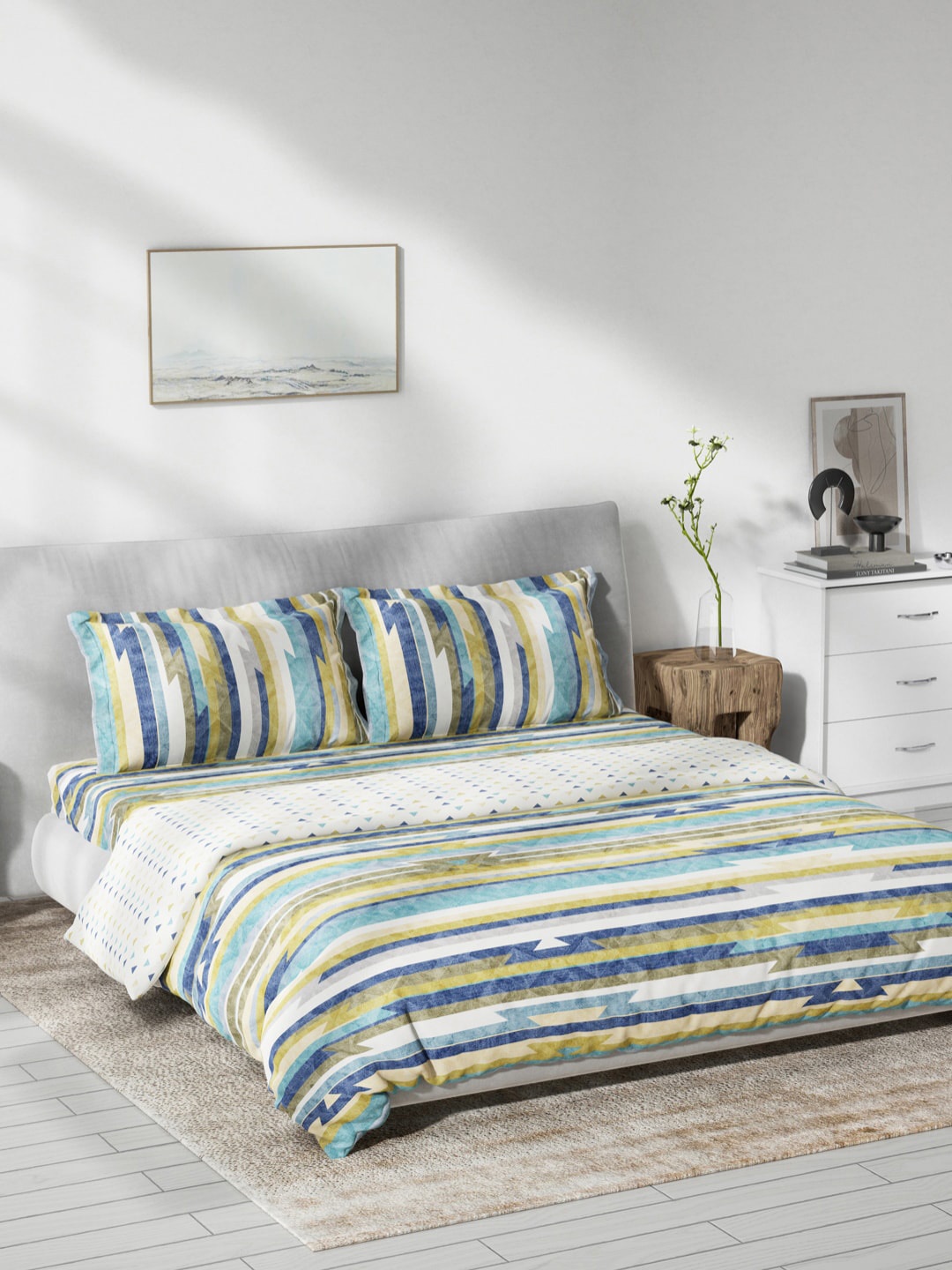 

DDecor White & Blue Geometric Printed Double Queen Bedding Set