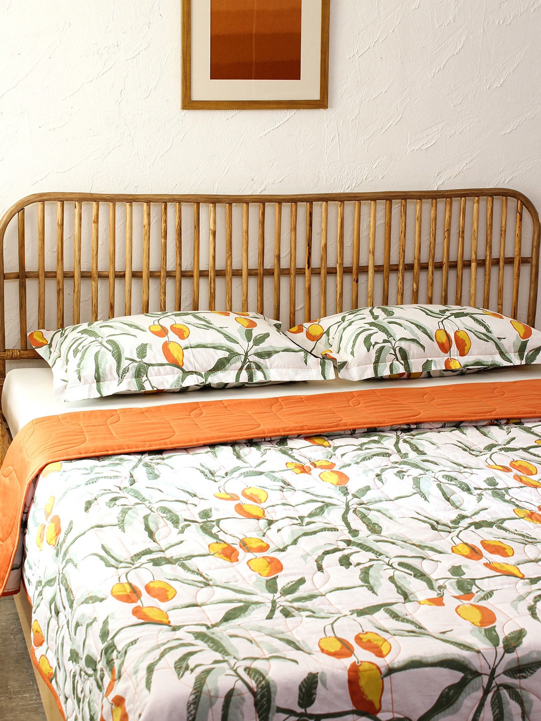 

House This Off White & Green Red Floral Printed 180 TC Double Bed Queen Cotton Bed Covers