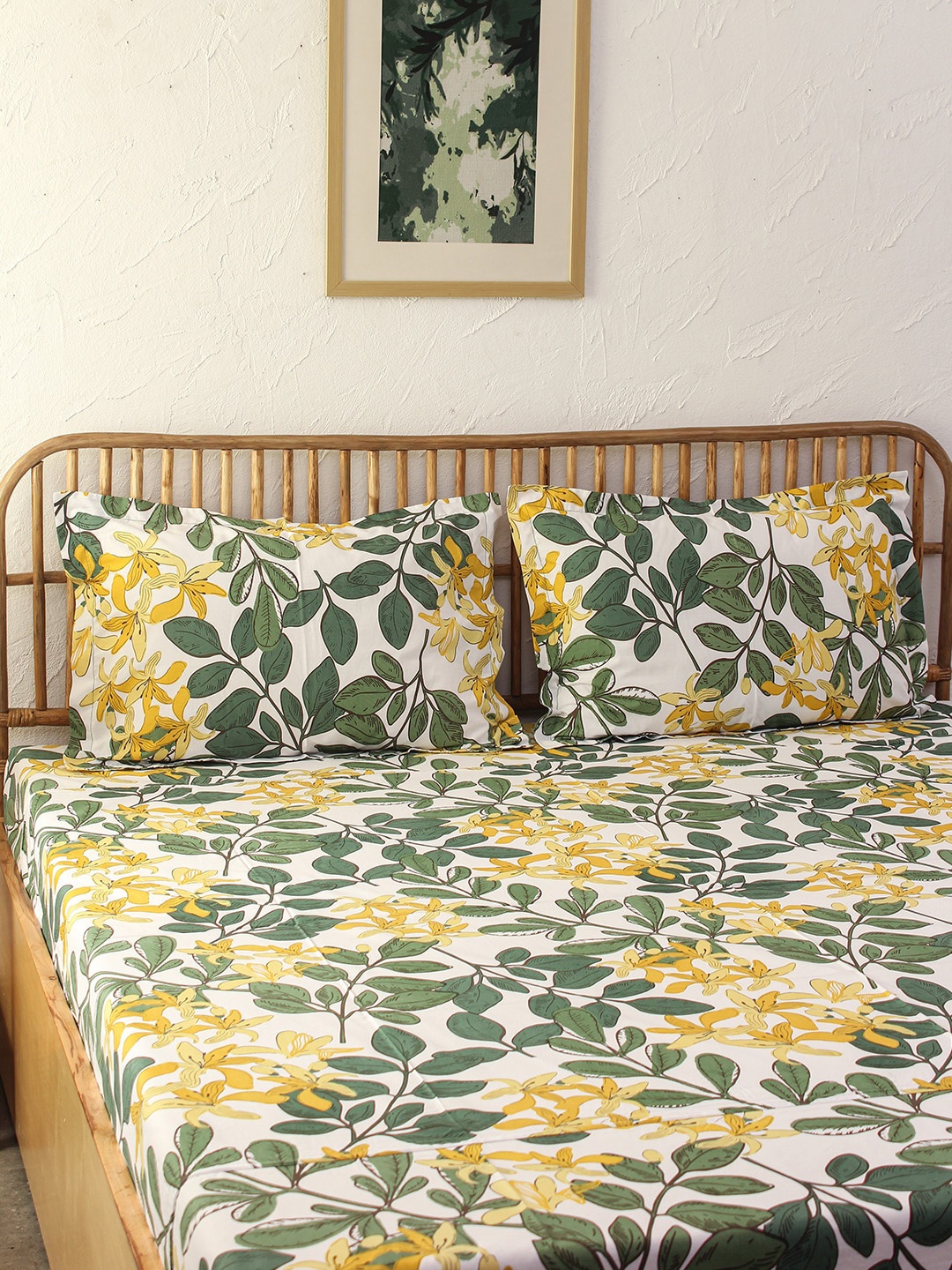 

House This Green & Yellow Floral 180 TC Queen Bedsheet with 2 Pillow Covers