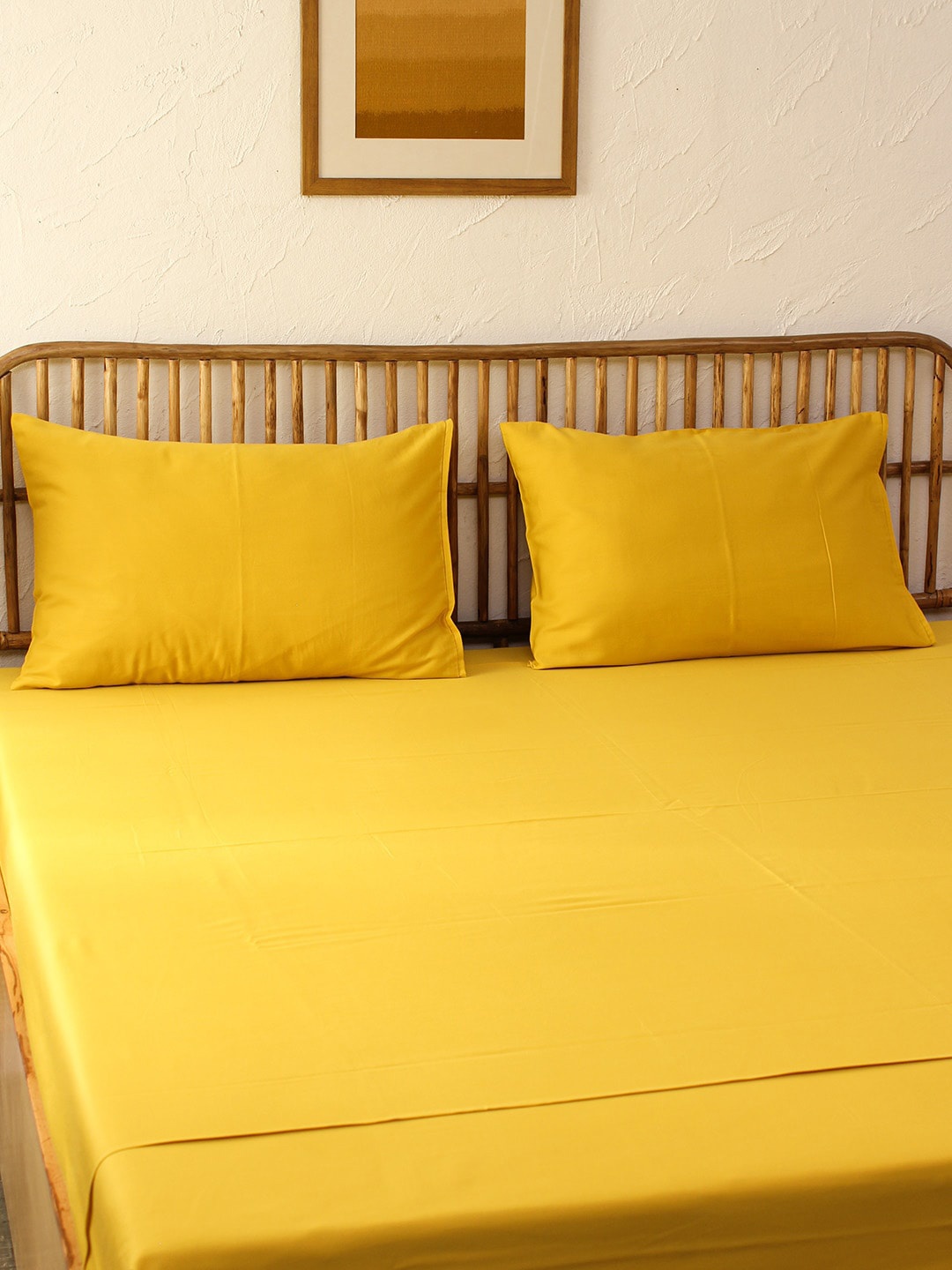 

House This Yellow Solid 180 TC Cotton Queen Bedsheet with 2 Pillow Covers