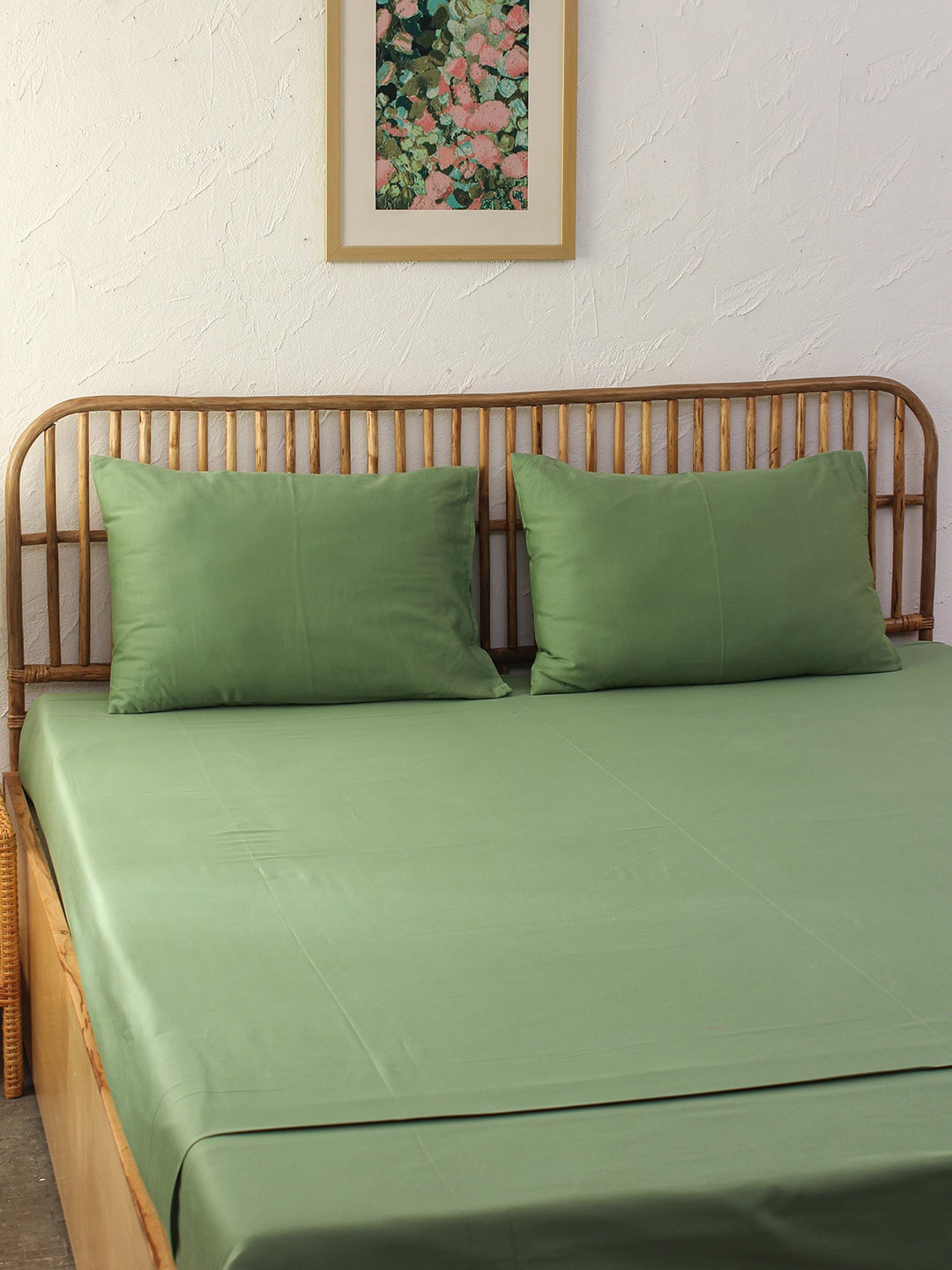 

House This Green 180 TC Cotton Queen Bedsheet with 2 Pillow Covers