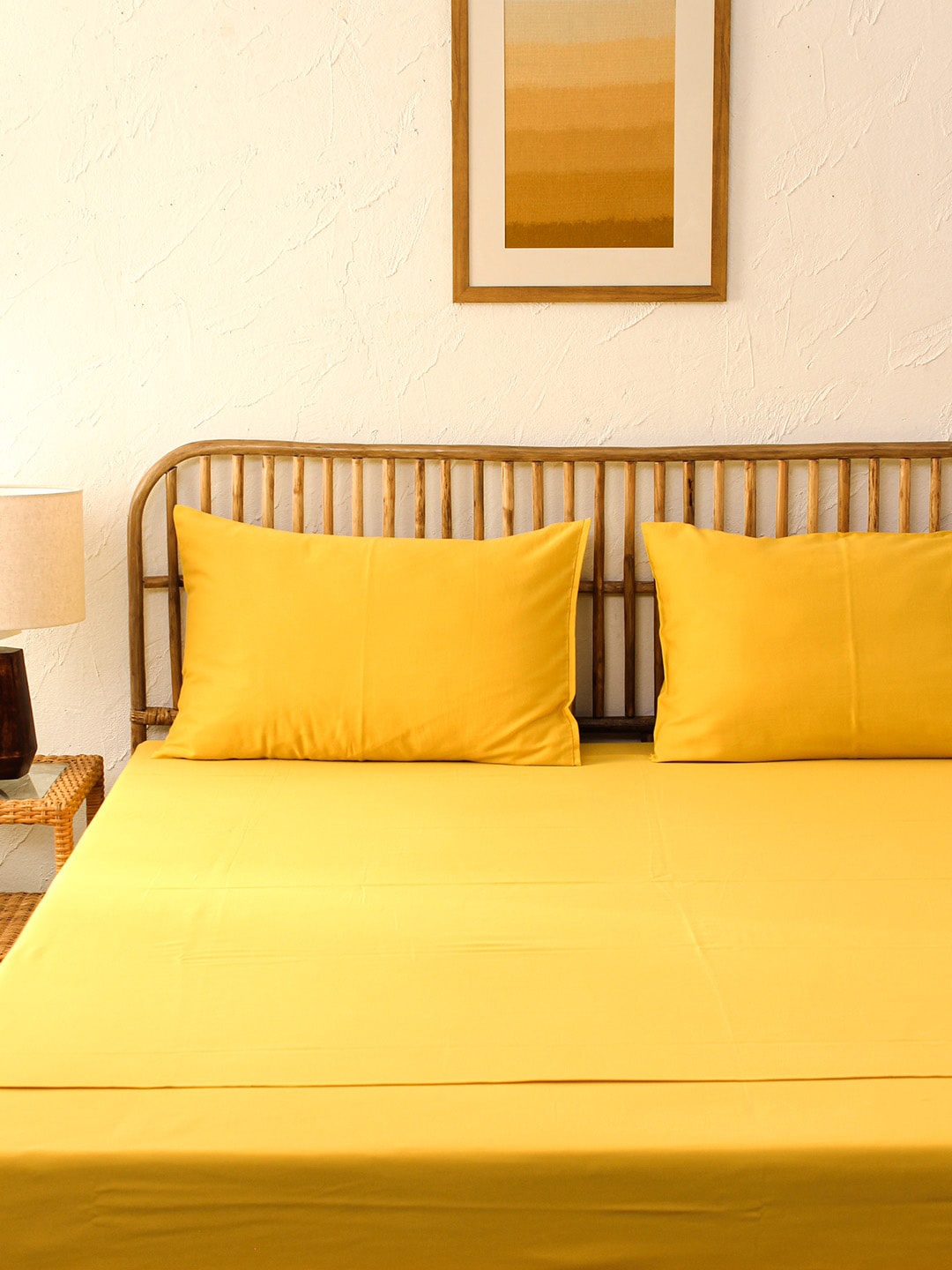 

House This Yellow 180 TC King Bedsheet with 2 Pillow Covers