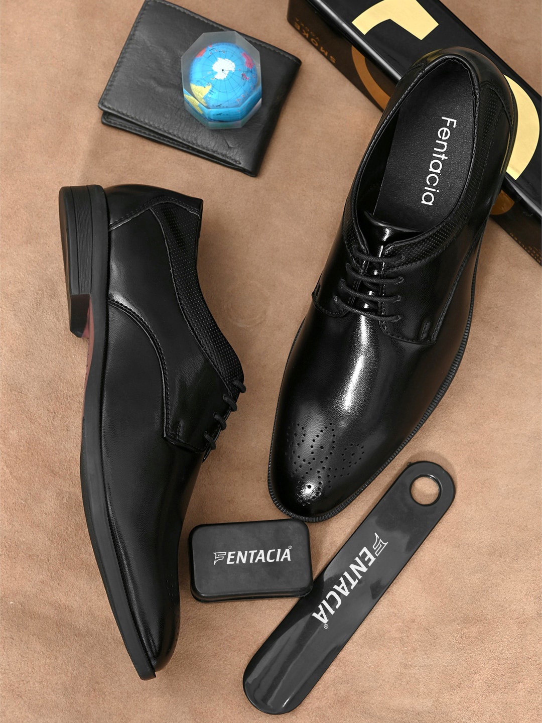 

Fentacia Men Black Solid Formal Derbys
