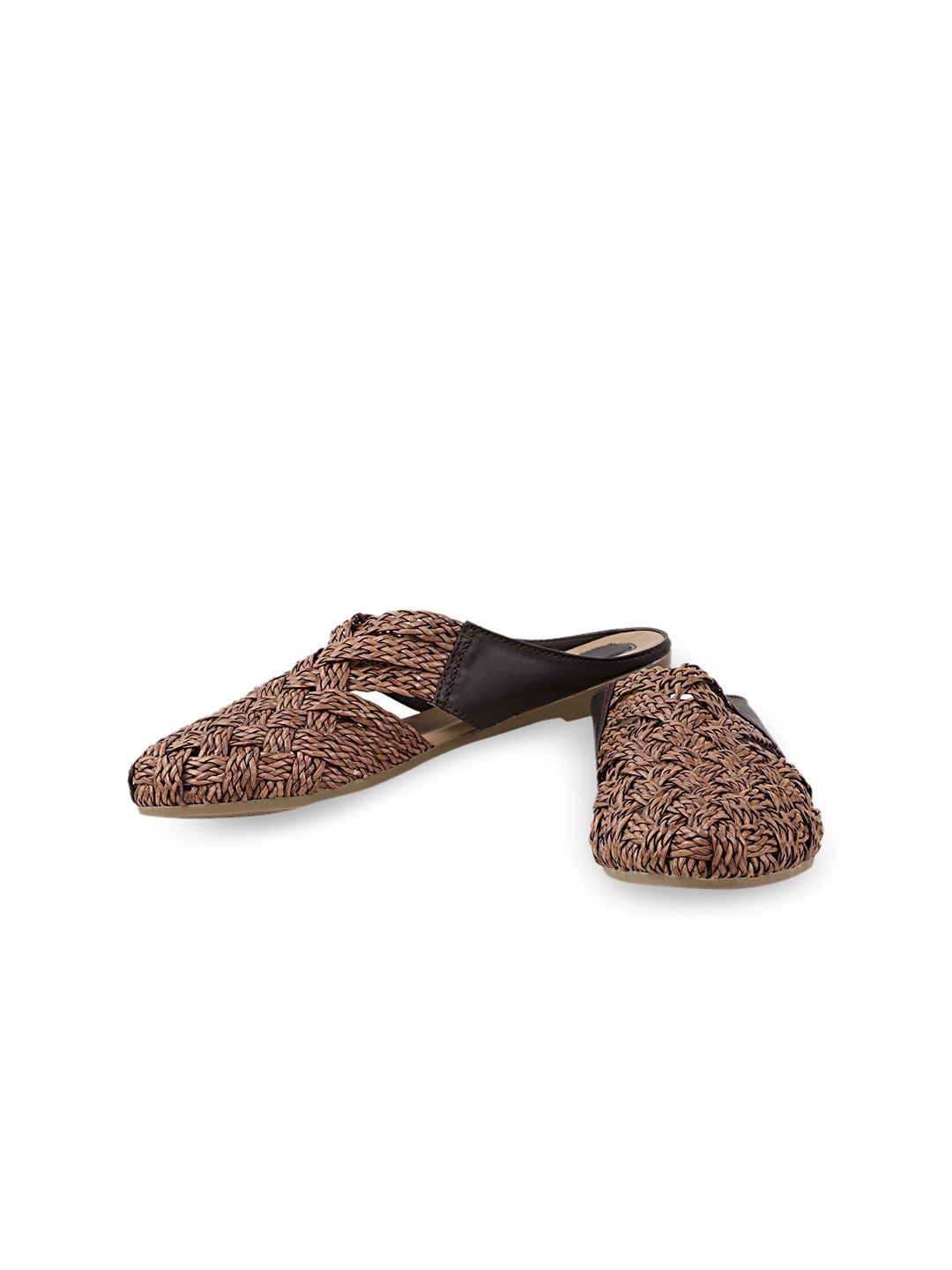 

THE WHITE POLE Women Brown Embellished Leather Ethnic Flats