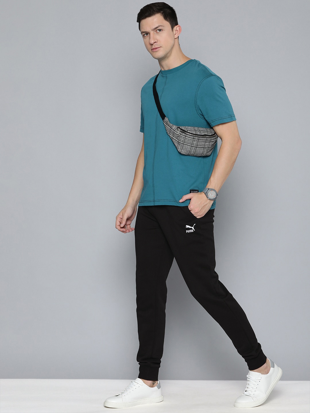 

Puma Men Black Classics Cuff Joggers