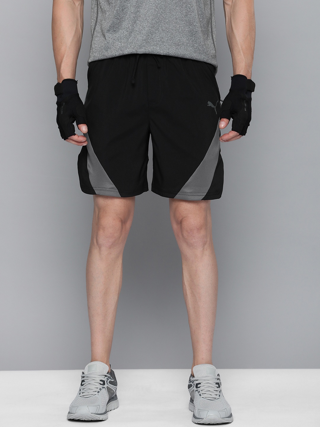 

Puma Men Colourblocked Training or Gym Sports Shorts, Black