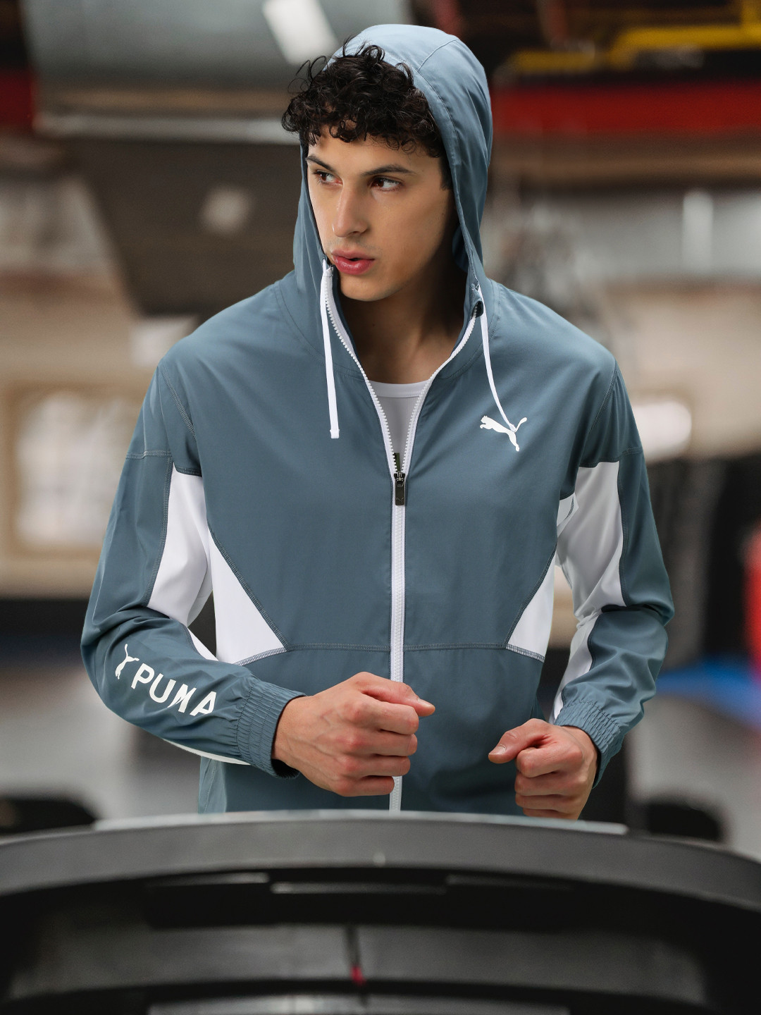 

Puma Men Grey And White Colourblocked Training or Gym Hooded Sporty Sustainable Jacket