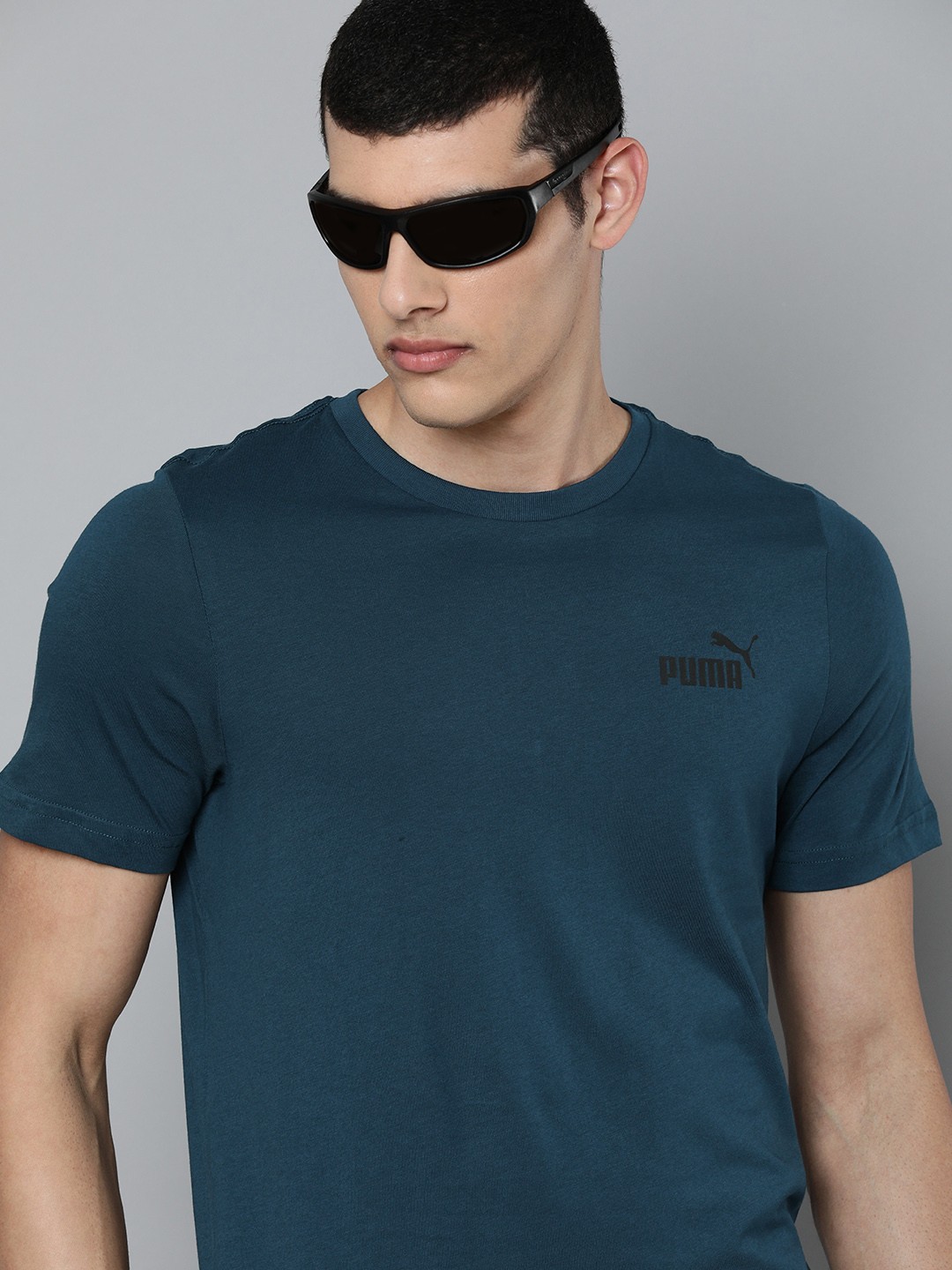 

Puma Men Teal Blue Brand Logo Detailed Solid Essential T-shirt