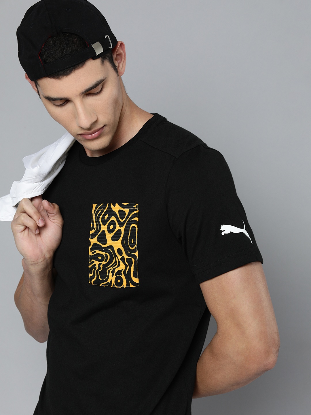 

Puma Men Black dryCELL Animal Print Pocket Self-Design T-shirt