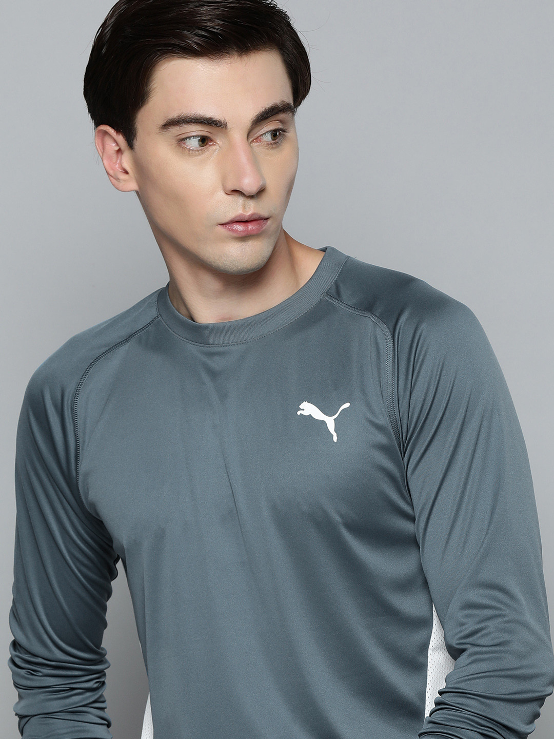 

Puma Men Blue & White Brand Logo Printed T-shirt
