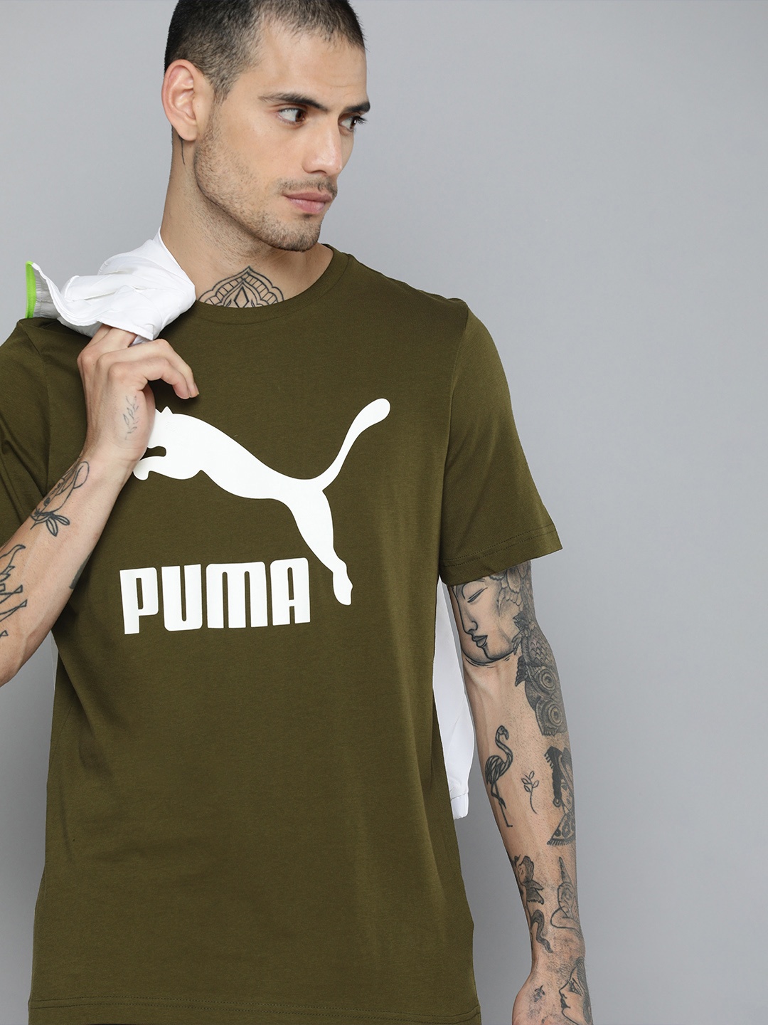 

Puma Men Olive Green Pure Cotton Classics Logo Regular Fit T-shirt