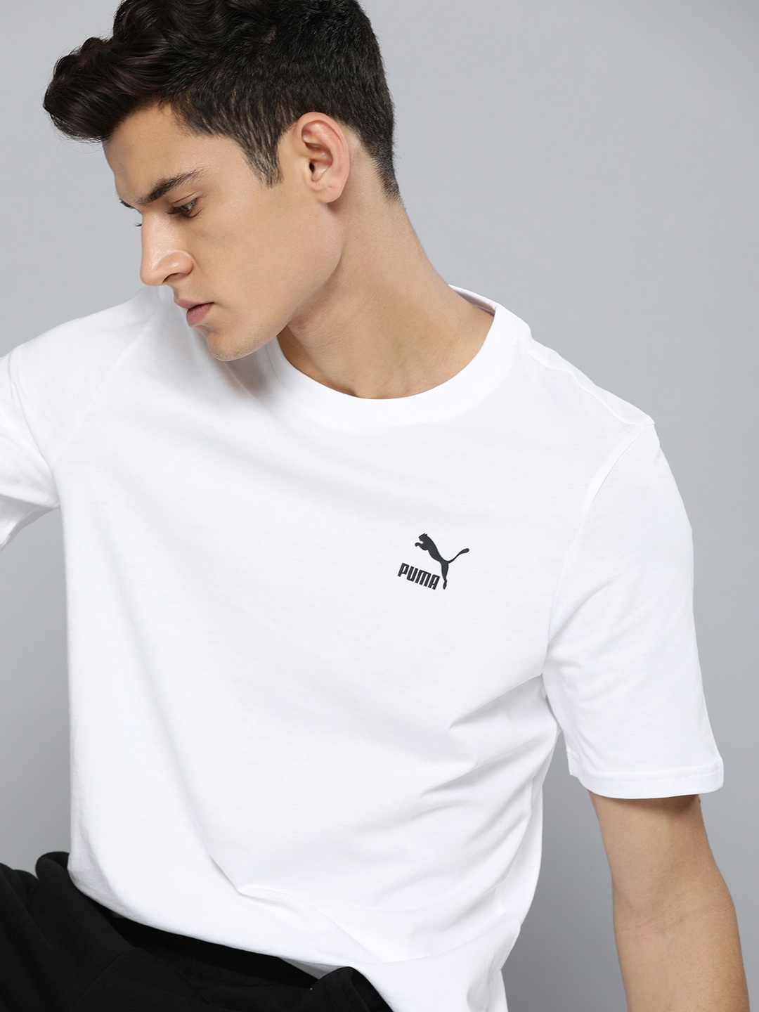 

Puma Men White Solid Pure Cotton T-shirt