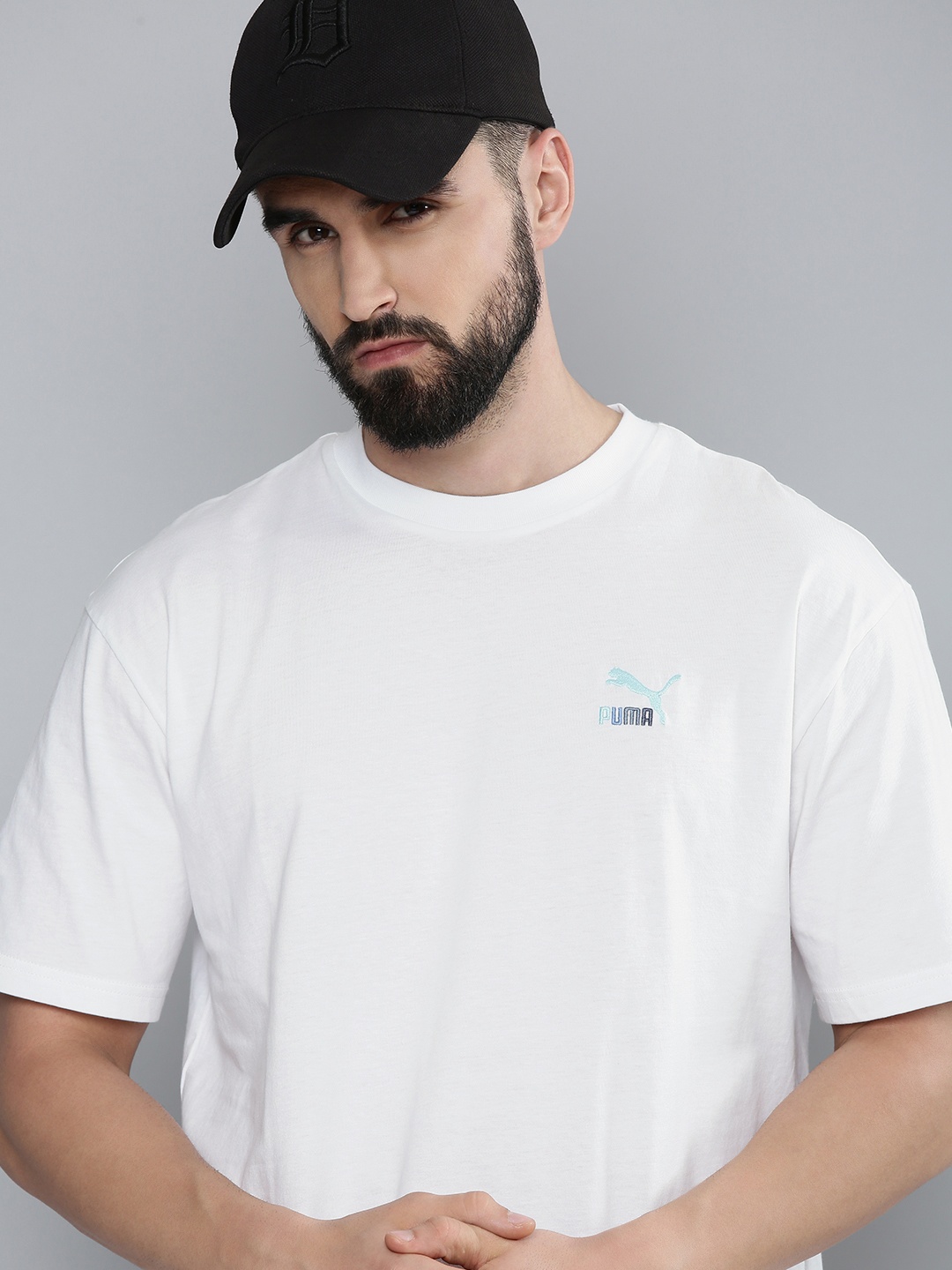

Puma Men White Classics Soft Ink Pure Solid Relaxed Fit Cotton T-shirt