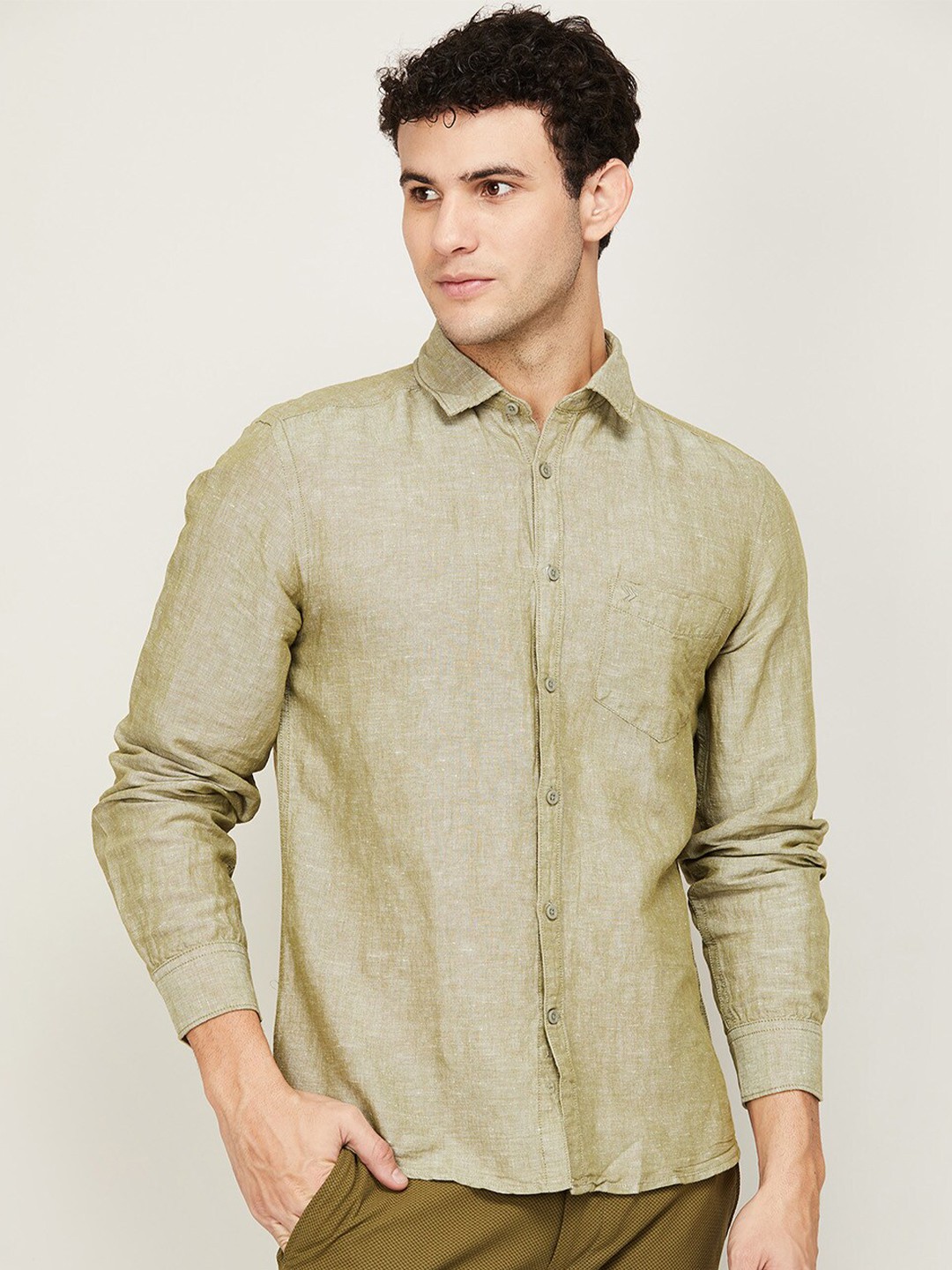 

CODE by Lifestyle Men Olive Green Solid Casual Shirt
