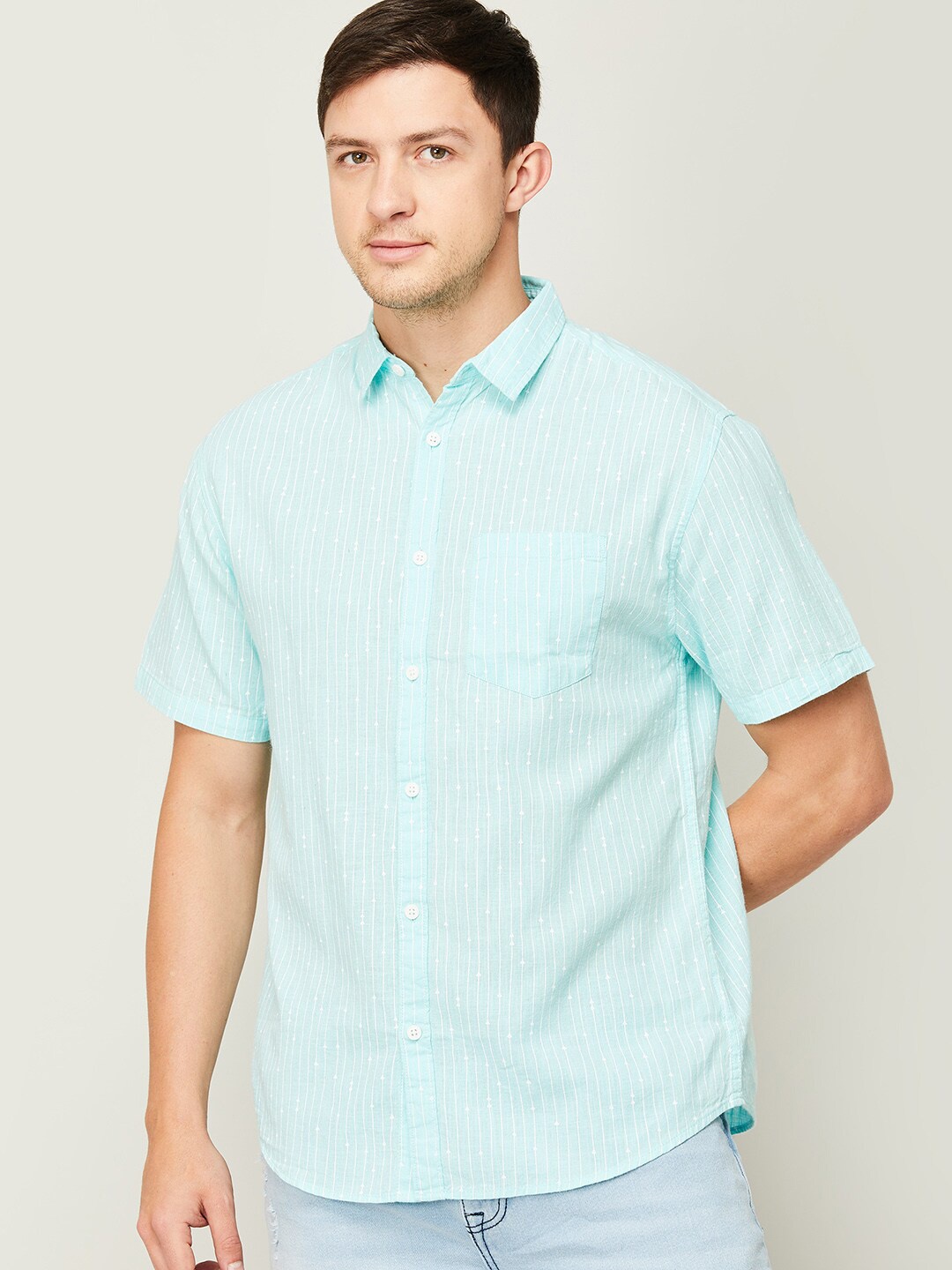 

Fame Forever by Lifestyle Men Green Slim Fit Striped Casual Shirt