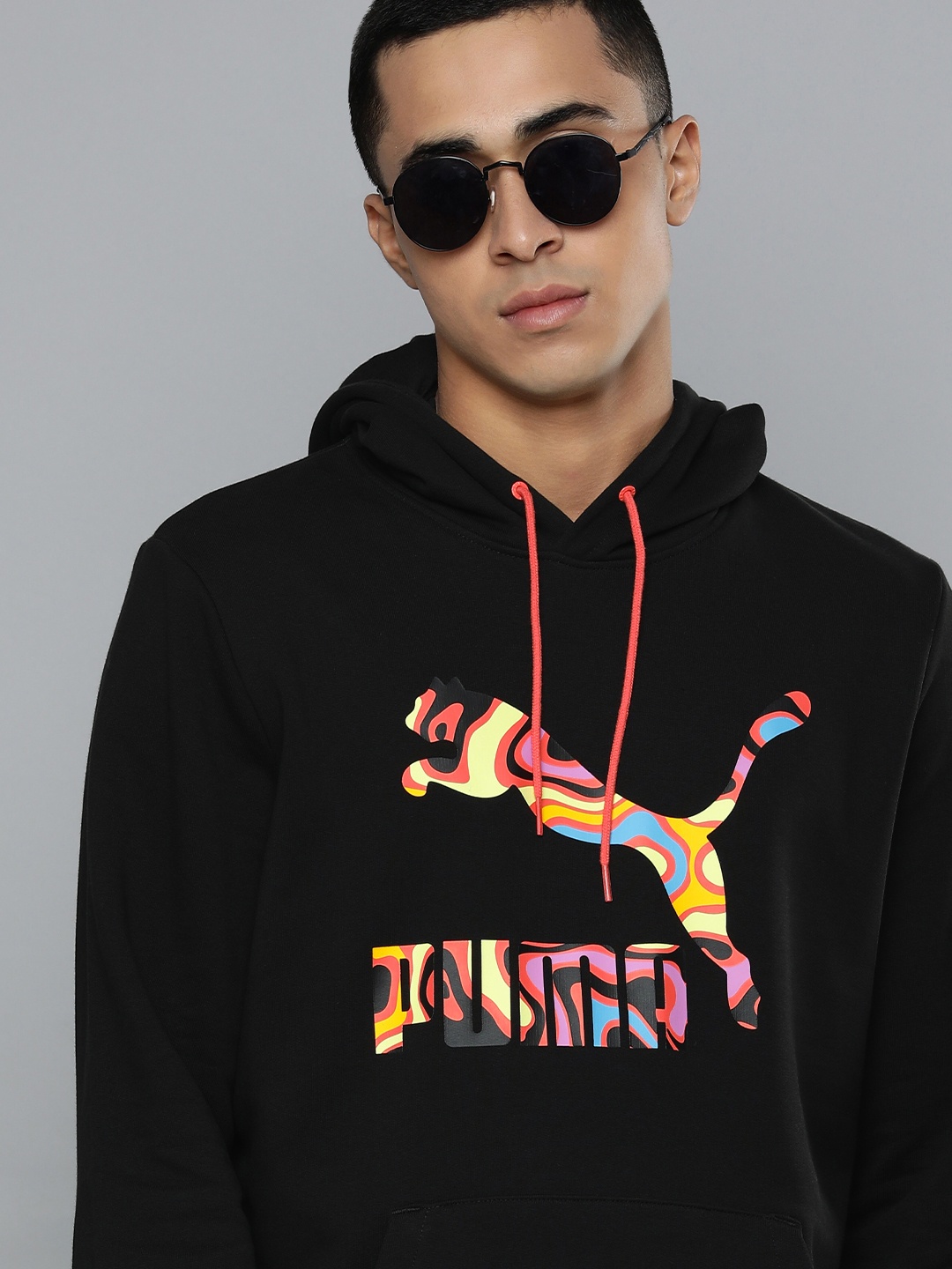 

Puma Men Black Lava Flow Logo Printed Hooded Sweatshirt